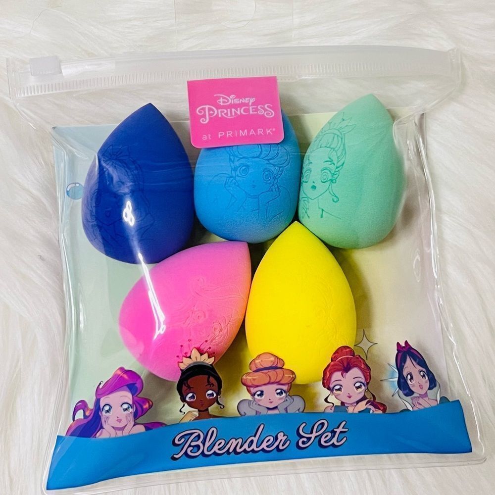 Disney Princess Bundle - Picture 8 of 9